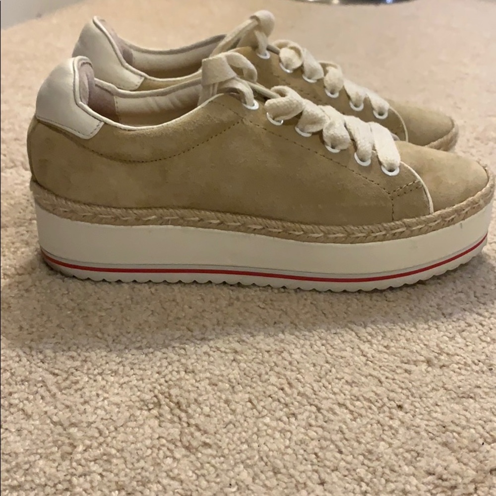 Platform sneakers